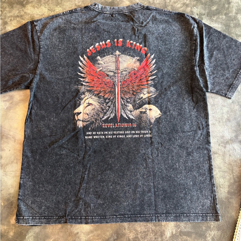 NWOT, mens, black graphic tshirt, 2xl, z35